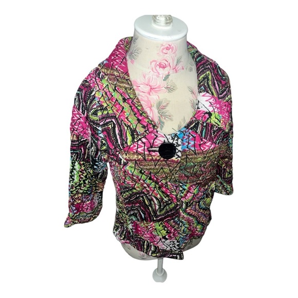 Parsley & Sage Pink and Green Cropped Soft Quilt Blazer with Wide Lapel - Picture 6 of 9